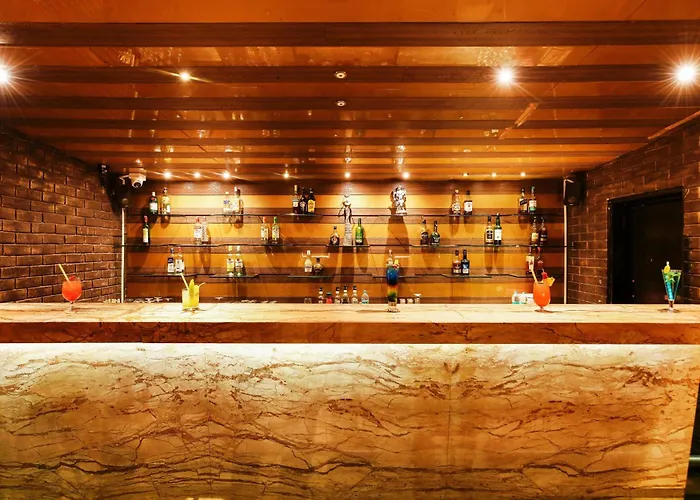 Hotel Roopa