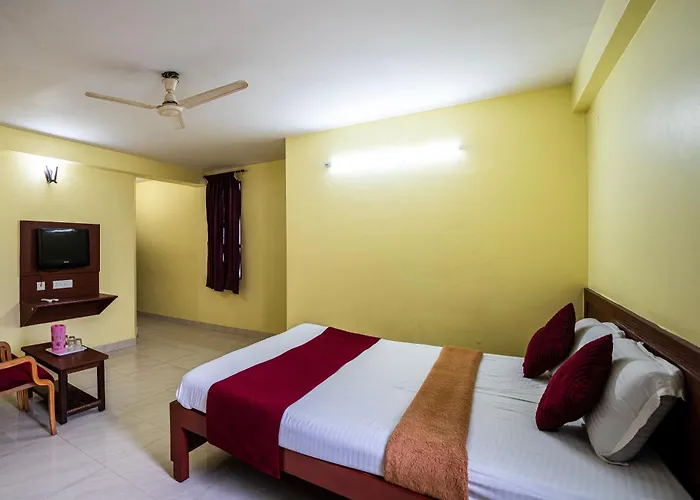 Hotel Vyshak Residency